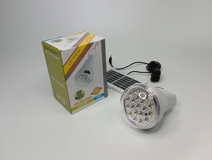 Аккумуляторный фонарик 10W с солнечной панелью Golden Road GR-020 для улицы и помещений, фото №9 Аккумуляторный фонарик 10W с солнечной панелью Golden Road GR-020 для улицы и помещений, фото №9