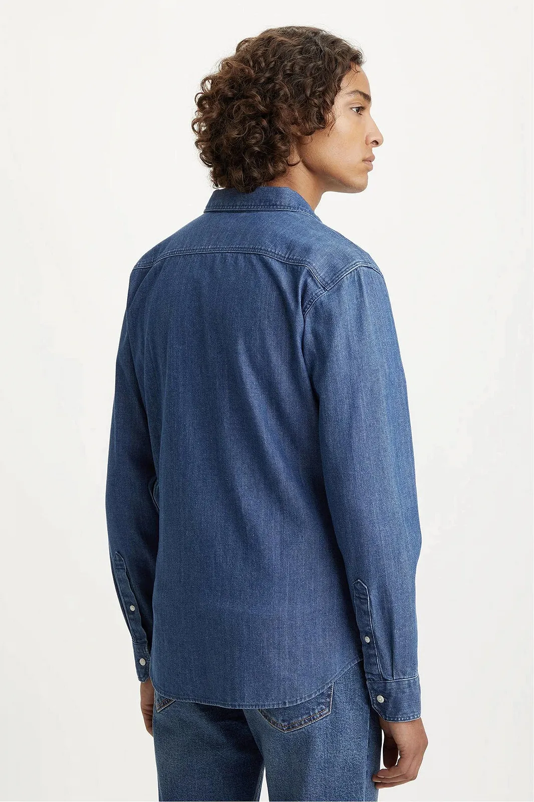 Мужская джинсовая рубашка Levi's Battery Housemark Shirt - S, фото №4 Мужская джинсовая рубашка Levi's Battery Housemark Shirt - S, фото №4