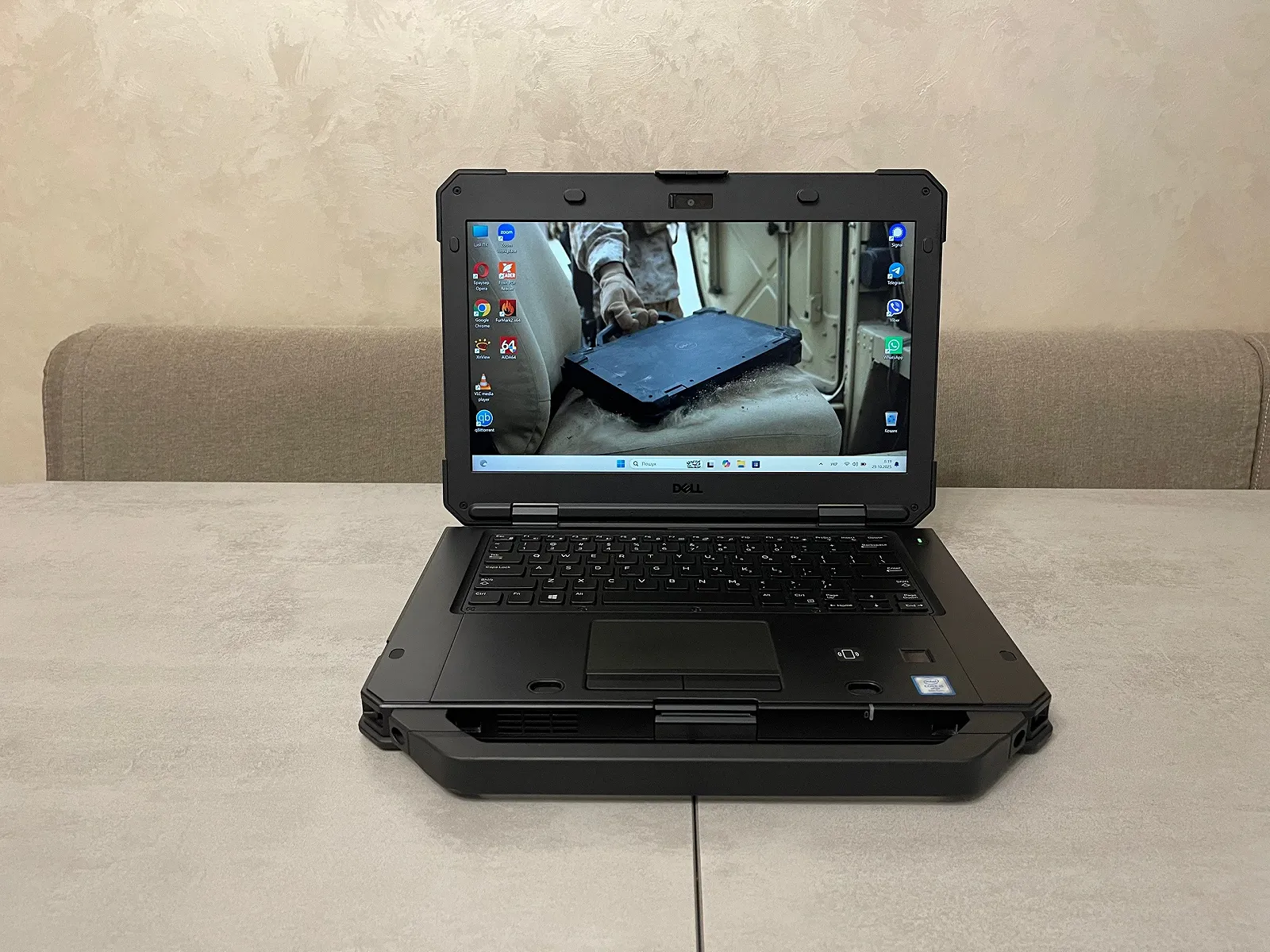 Захищений ноутбук Dell 5420 Rugged, 14" FHD IPS, i5-8350U, 32GB, 2TB SSD, AMD Radeon RX540 4GB, фото №1 Захищений ноутбук Dell 5420 Rugged, 14" FHD IPS, i5-8350U, 32GB, 2TB SSD, AMD Radeon RX540 4GB, фото №1