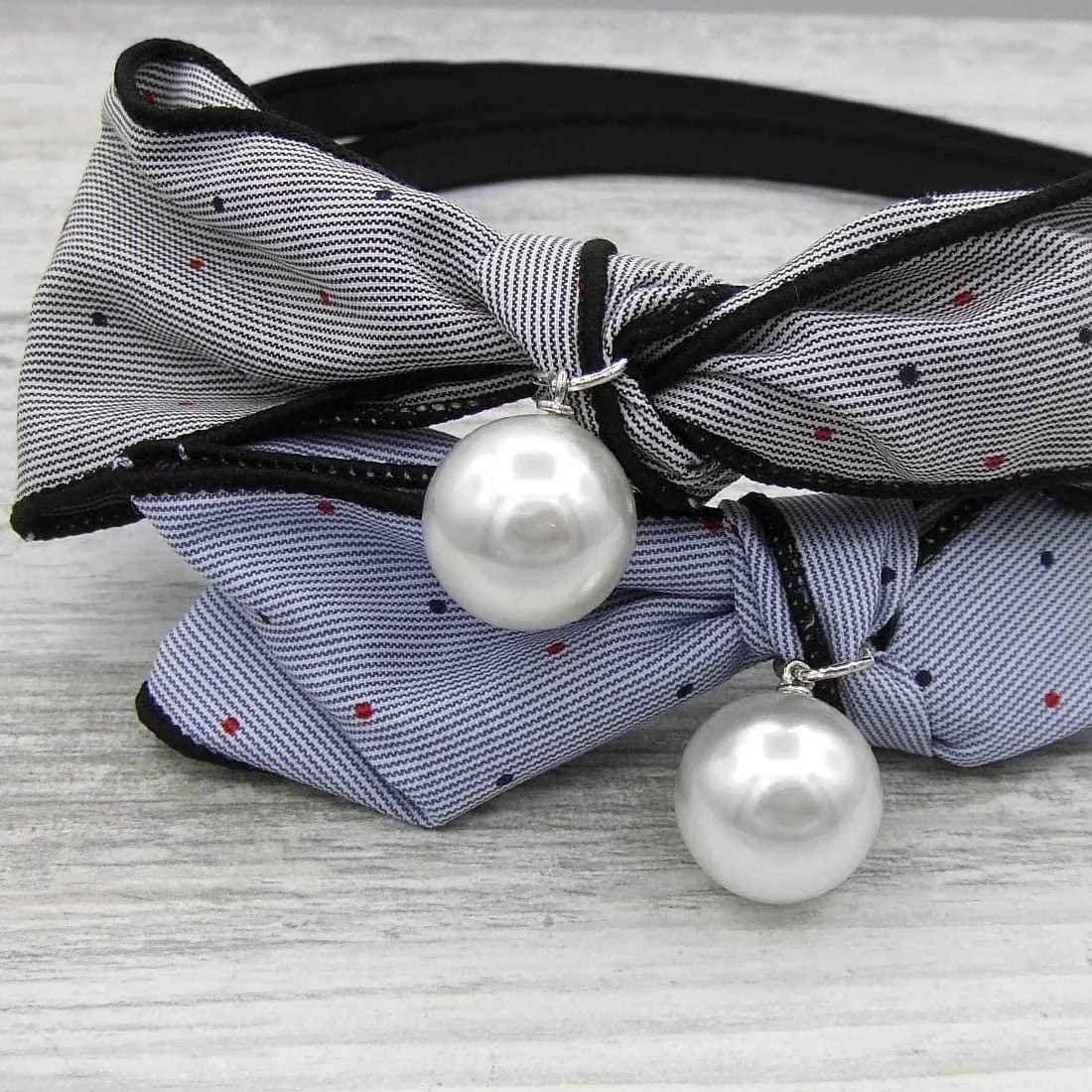 Обруч для волосся з бантом у горошок і перлиною, чорний, фото №2