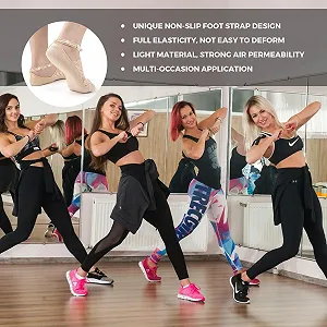 Жіночі шкарпетки-слідки мереживні, однотонні тілесного кольору synthetic.ua - Фото 1