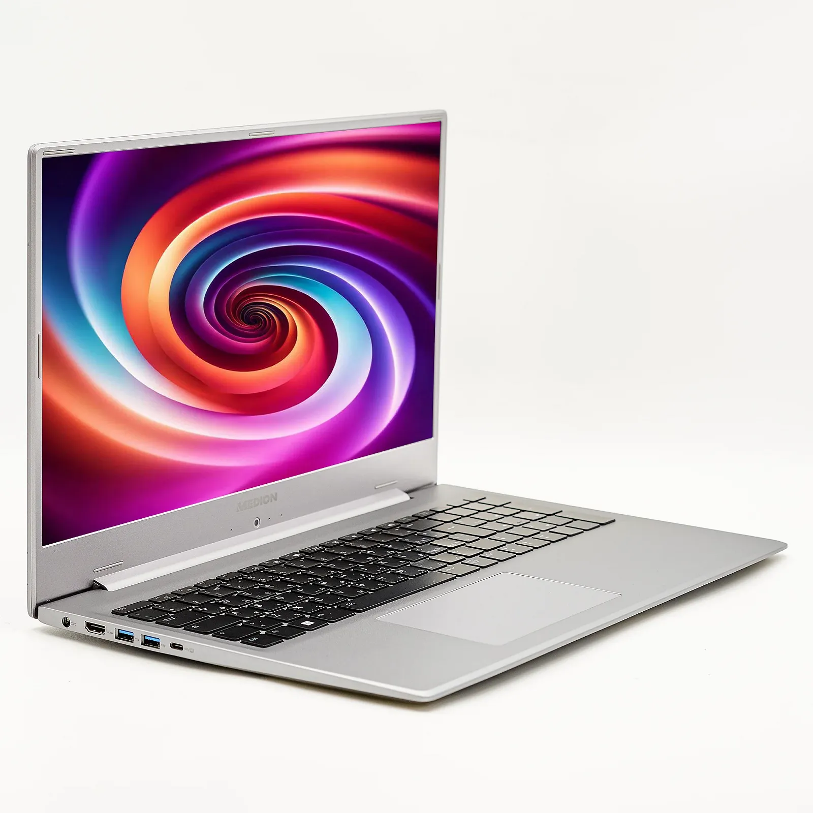 Ноутбук 17,3" Medion (Lenovo Group) Akoya P17609 | Intel Core i5-1135G7 | IPS (1920x1080) FullHD | RAM 16 ГБ | SSD 1 ТБ | Nvidia GeForce | Метал | підсвітка | Win11 (4897), фото №3