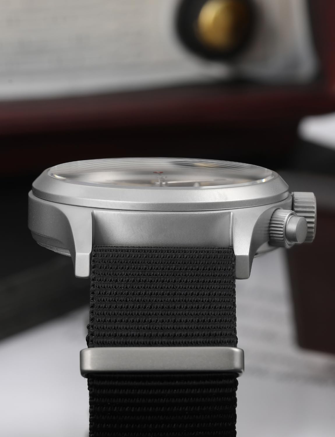 Годинник Watchdives Militado Military Chronograph VK61 Quartz з сапфіровим склом 39 мм для чоловіків 100M водонепроникний з нейлоновим ремінцем, фото №3