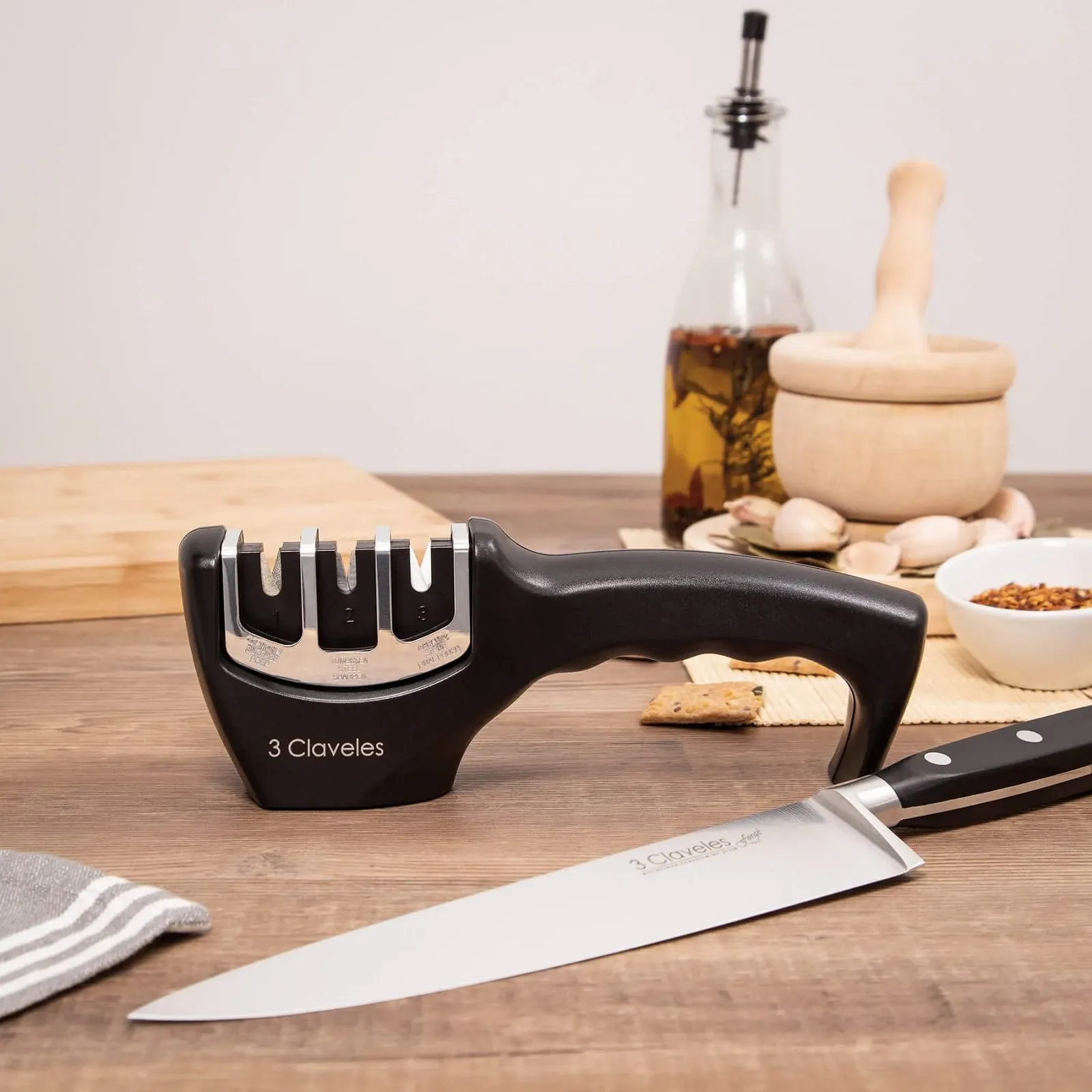 Точилка для ножів Tres Claveles 3-Step 3C ручна, фото №5 Точилка для ножів Tres Claveles 3-Step 3C ручна, фото №5