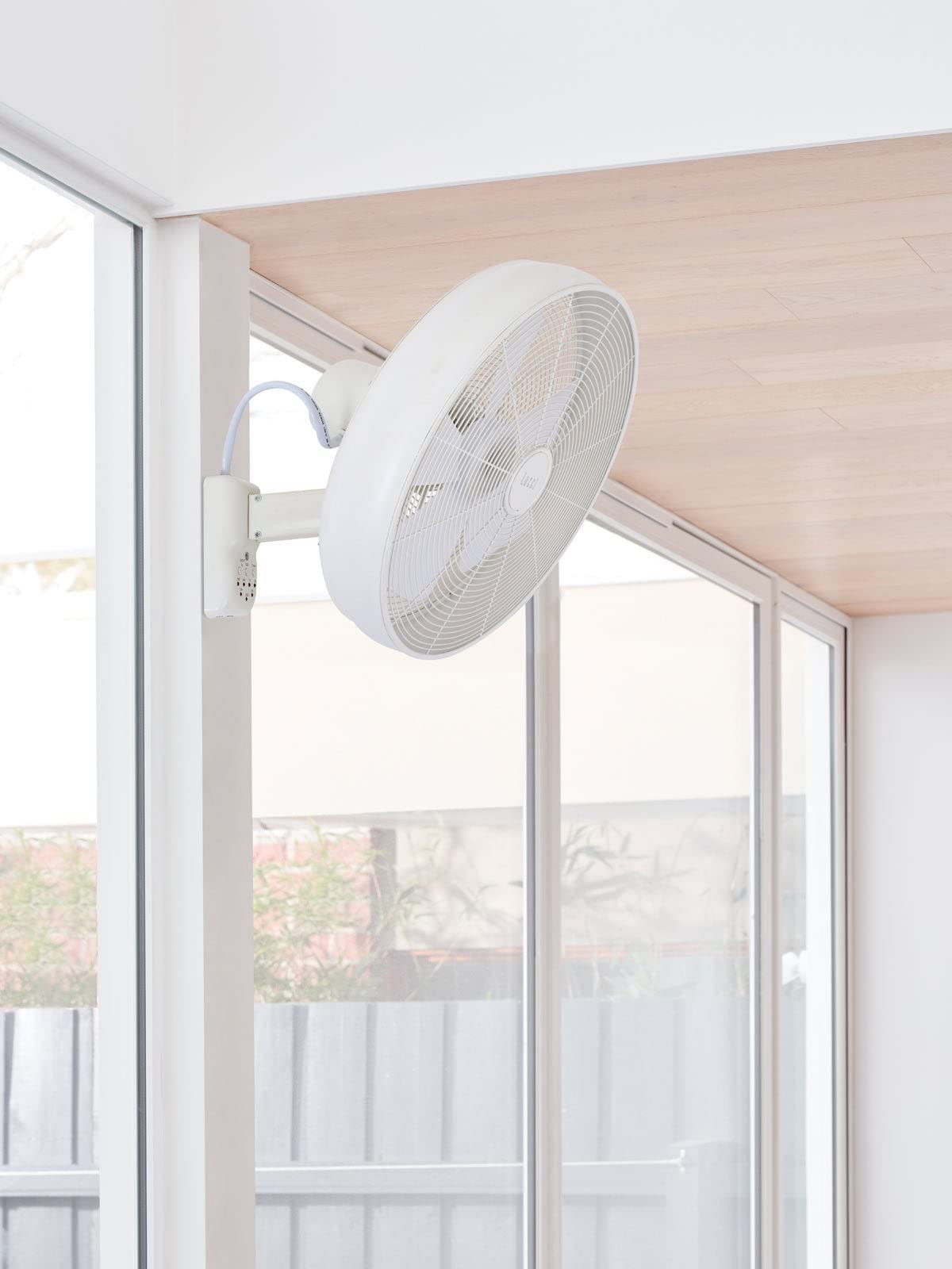 Настенный вентилятор Lucci AIR Breeze Ø 460 мм, цвет лопастей: белый, цвет корпуса: белый, фото №3