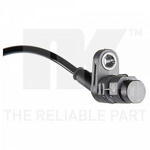 Датчик частоты вращения колеса NK 294026 для LAND ROVER передняя ось synthetic.ua - Фото 1