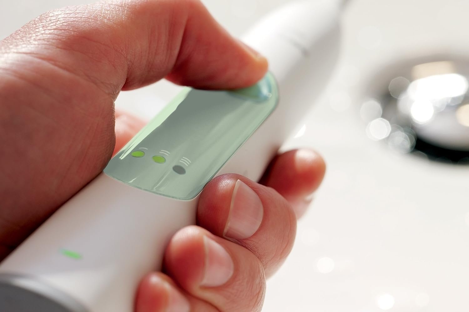 Электрическая зубная щетка Philips Sonicare 3 Series Gum Health HX6631/13, фото №2