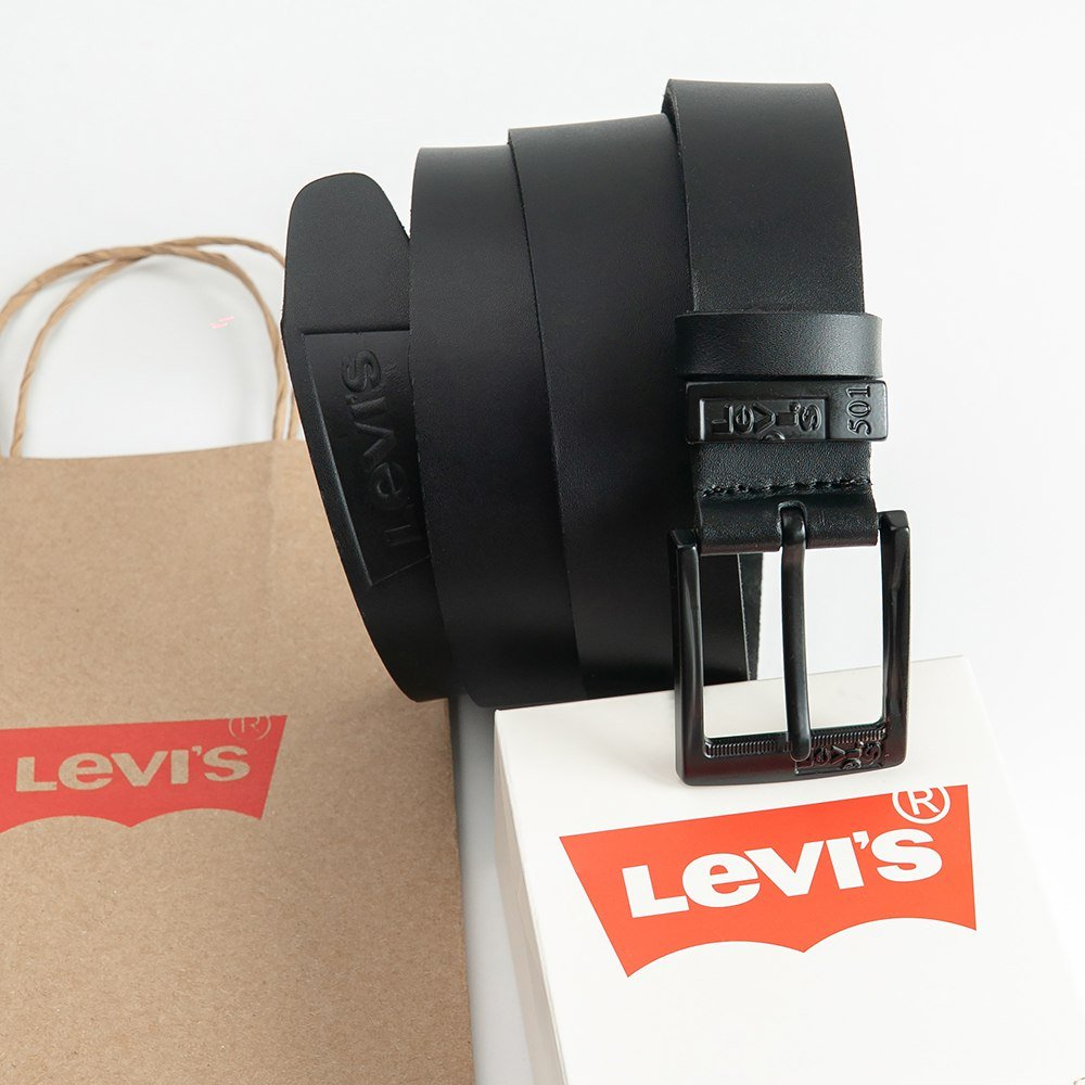 Шкіряний ремінь чоловічий брендовий з чорною пряжкою Levis, фото №2