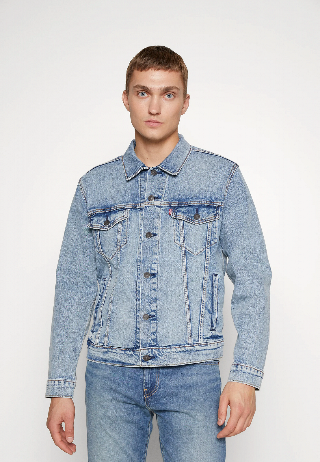 Чоловіча джинсова куртка Levis - The Trucker Jacket Always Better Trucker - Mens - XS, фото №1 Чоловіча джинсова куртка Levis - The Trucker Jacket Always Better Trucker - Mens - XS, фото №1