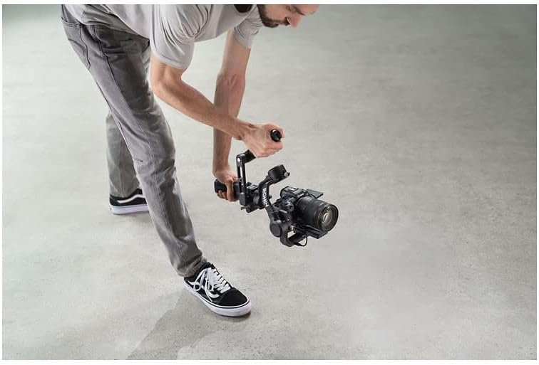 Стедікам DJI RSC 2 / до 3 кг / 14г роботи / Bluetooth / OLED-дисплей / Чорний, фото №4 Стедікам DJI RSC 2 / до 3 кг / 14г роботи / Bluetooth / OLED-дисплей / Чорний, фото №4