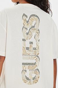 Женская футболка Guess Jeans, Белая, S synthetic.ua - Фото 1