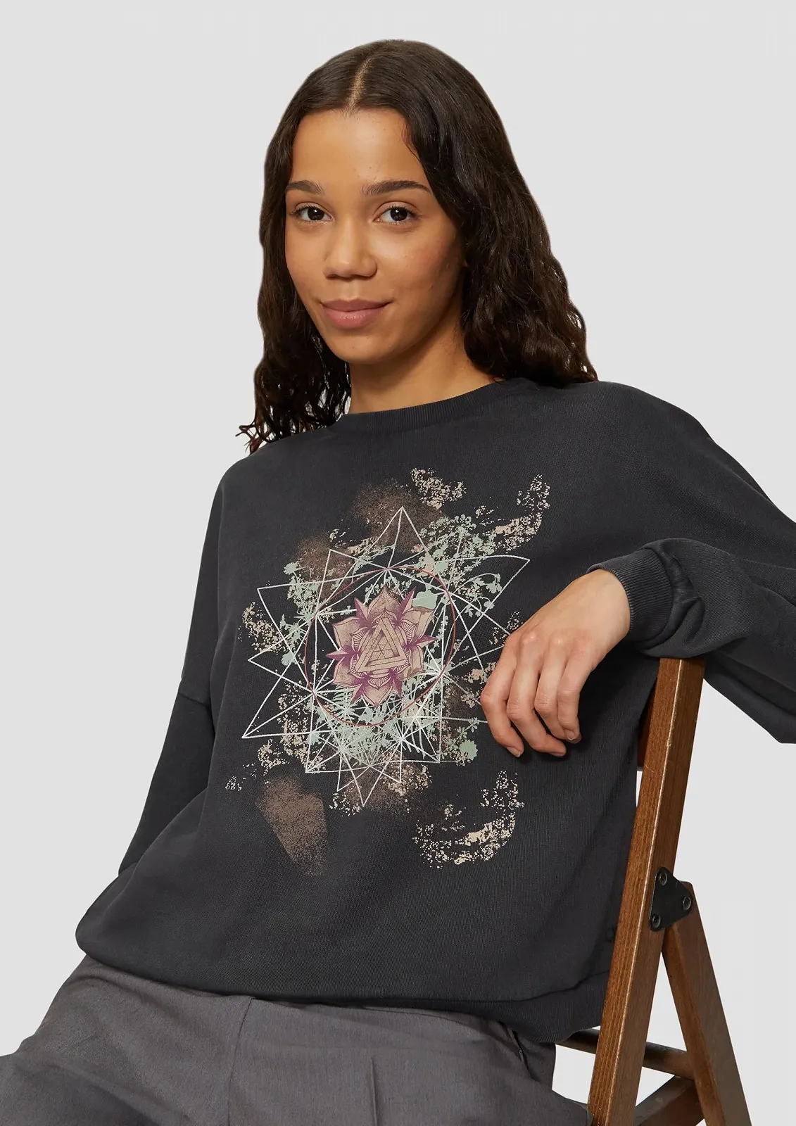 Свитшот QS Washed Dropped Shoulder, фото №2