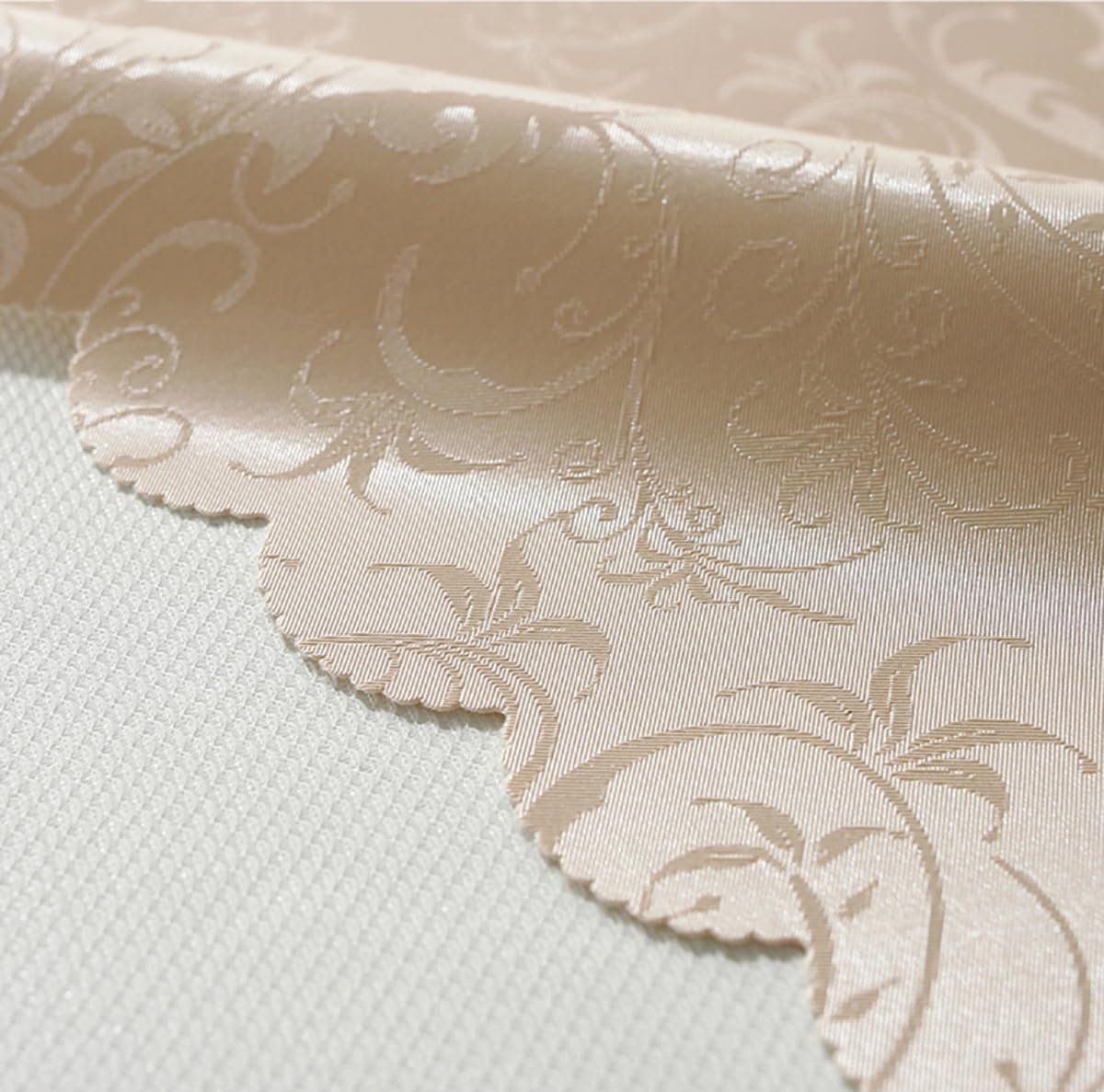 Скатертина PVC Round кругла водонепроникна 120 см Beige, фото №3