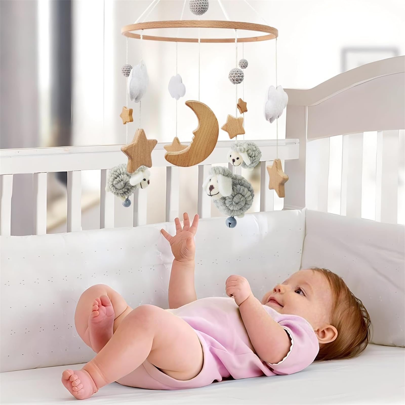 Мобиль Baby Bed Bell Декоративный Колокольчик Подвесной Вязаные Овечки Деревянный Бежевый 22.5 x 43 см, фото №2