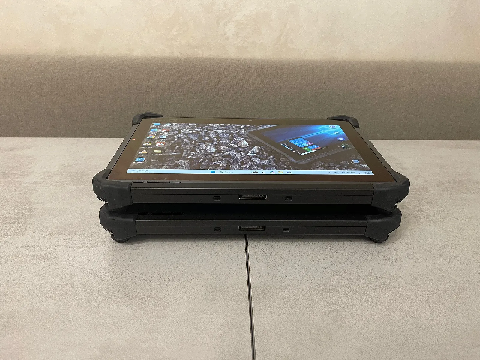 Защищенный планшет DT Research DT311T 11,6" FHD IPS i5-8250U 16 ГБ 256 ГБ Пассивное бесшумное охлаждение, фото №4 Защищенный планшет DT Research DT311T 11,6" FHD IPS i5-8250U 16 ГБ 256 ГБ Пассивное бесшумное охлаждение, фото №4