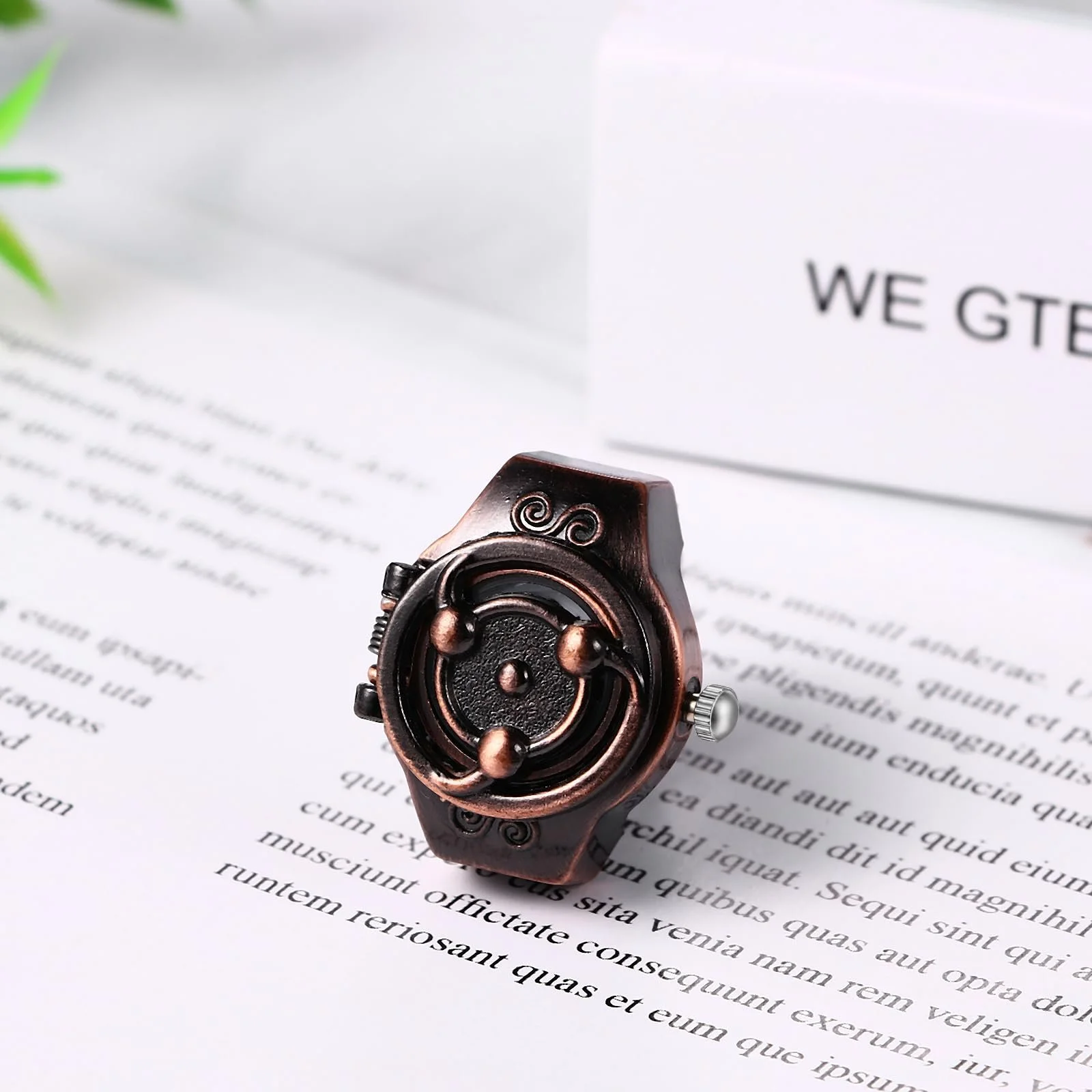 Кільце-годинник чоловічий JewelryWe Кварцовий аналоговий годинник-кільце з еластичним черепом, фото №4