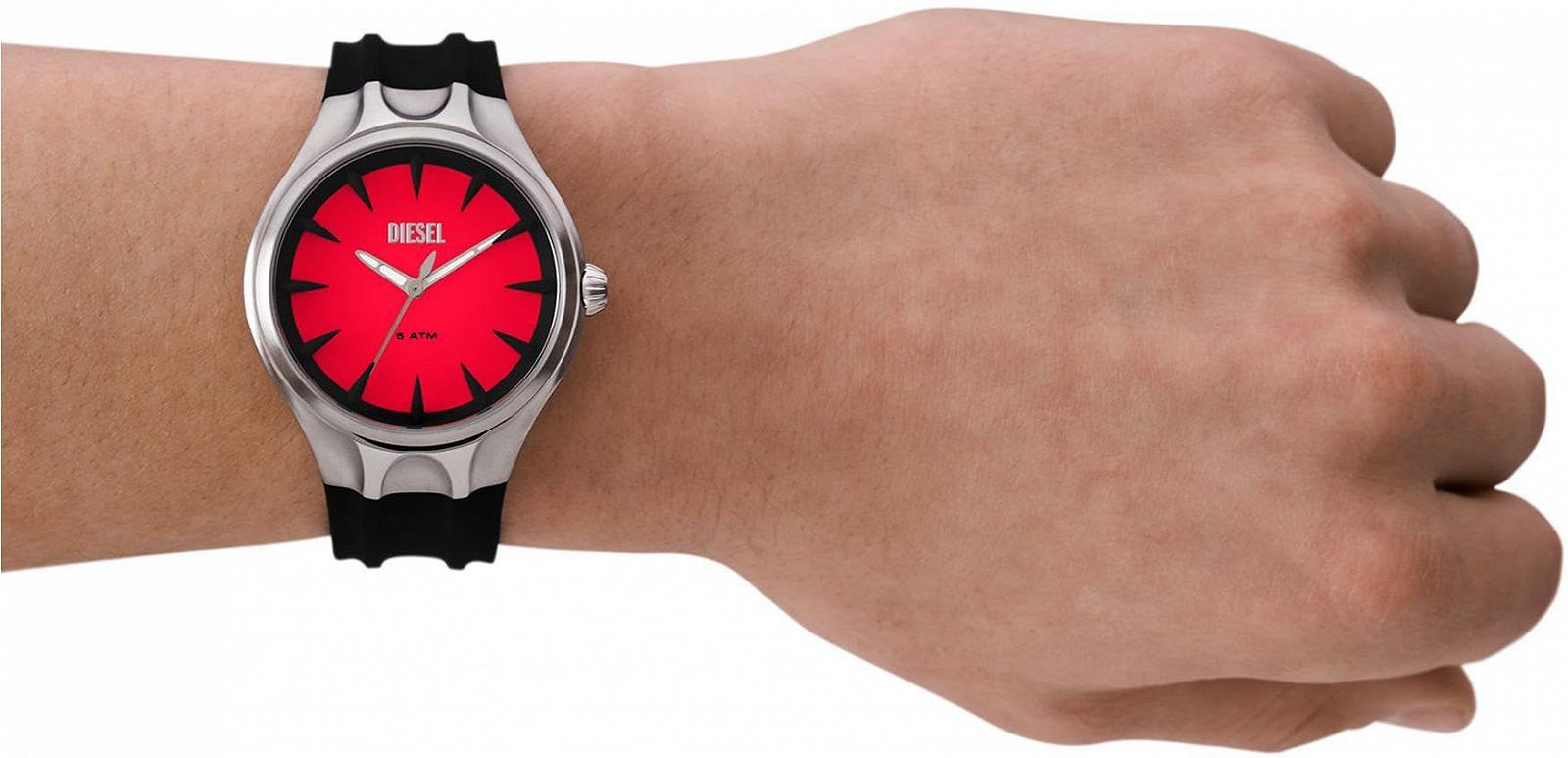 Годинник Diesel Streamline Чоловічий 3-стрілочний механізм Нержавіюча сталь DZ2202, фото №3 Годинник Diesel Streamline Чоловічий 3-стрілочний механізм Нержавіюча сталь DZ2202, фото №3