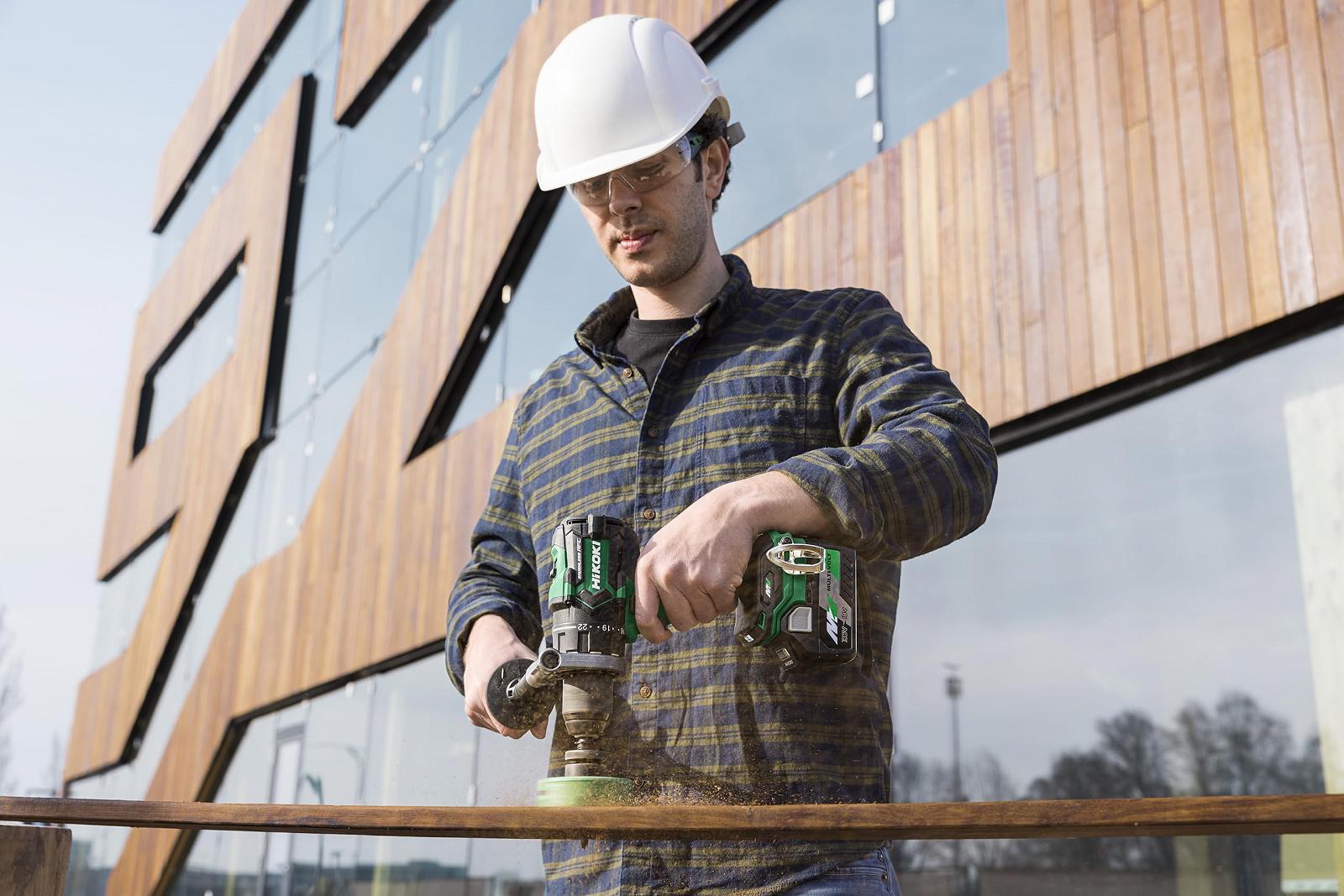 Аккумуляторная дрель HIKOKI DS36DCWRZ 1.5-13 мм (36V 2.5Ah Батареи, Макс. фиксированный крутящий момент (Твердый): 155 Нм, Скорость холостого хода 2-я передача: 0-2200 об/мин) Комплектация HSC II Кейс, фото №2 Аккумуляторная дрель HIKOKI DS36DCWRZ 1.5-13 мм (36V 2.5Ah Батареи, Макс. фиксированный крутящий момент (Твердый): 155 Нм, Скорость холостого хода 2-я передача: 0-2200 об/мин) Комплектация HSC II Кейс, фото №2