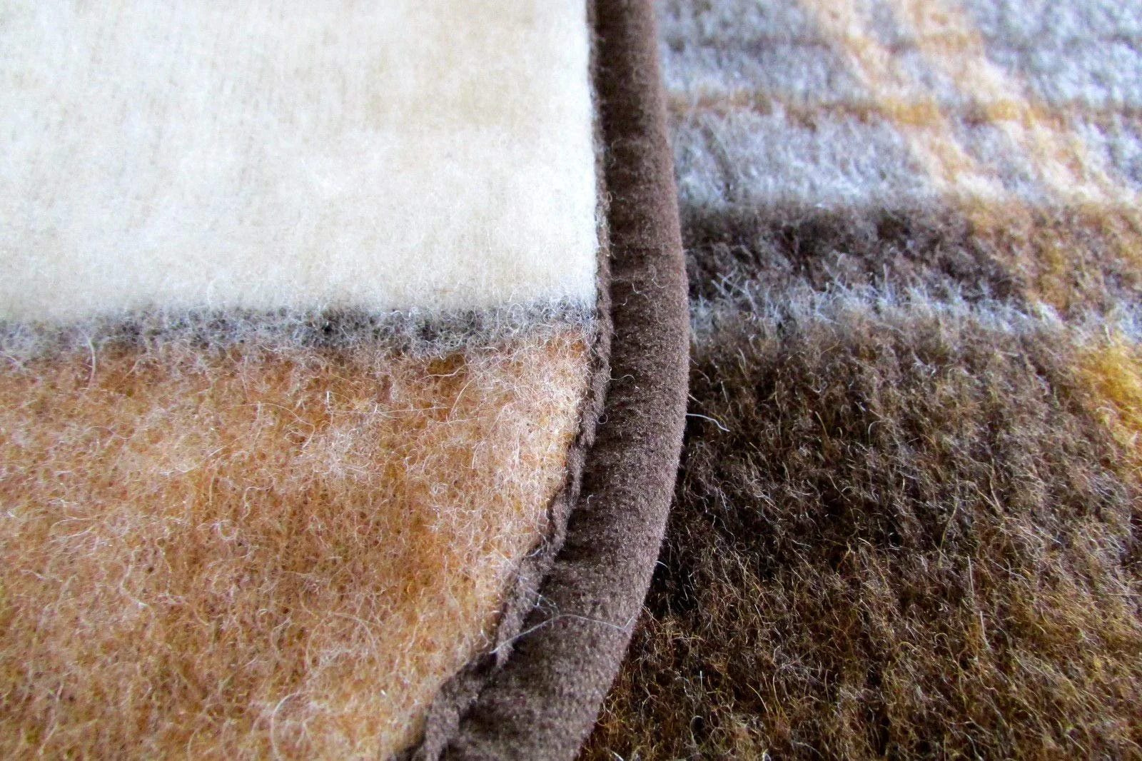 Вовняна Покривало New Checked 100% Finest Merino Wool, зроблено в Німеччині 135 x 200, фото №3