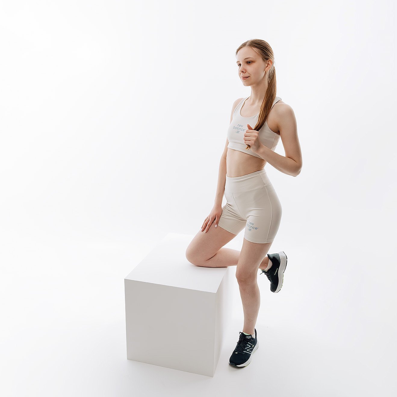 Топ New Balance Essentials Reimagined Bra XS, фото №1