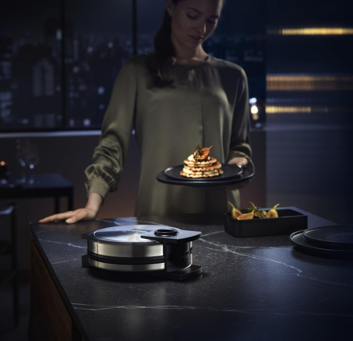 Вафельниця WMF Lono Edition / 900 Вт / антипригарне покриття / Сріблястий-чорний, фото №7 Вафельниця WMF Lono Edition / 900 Вт / антипригарне покриття / Сріблястий-чорний, фото №7