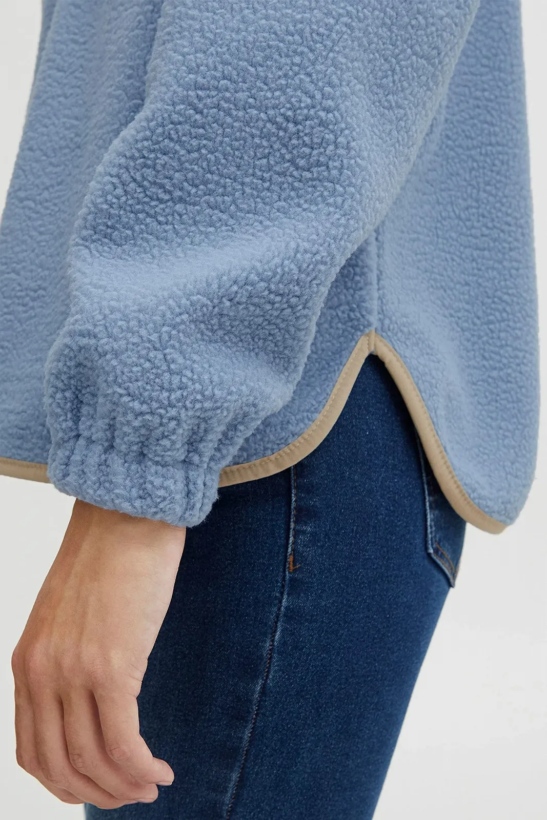 Женская толстовка OXMO by OXPiala Troyer с искусственным мехом, фото №3