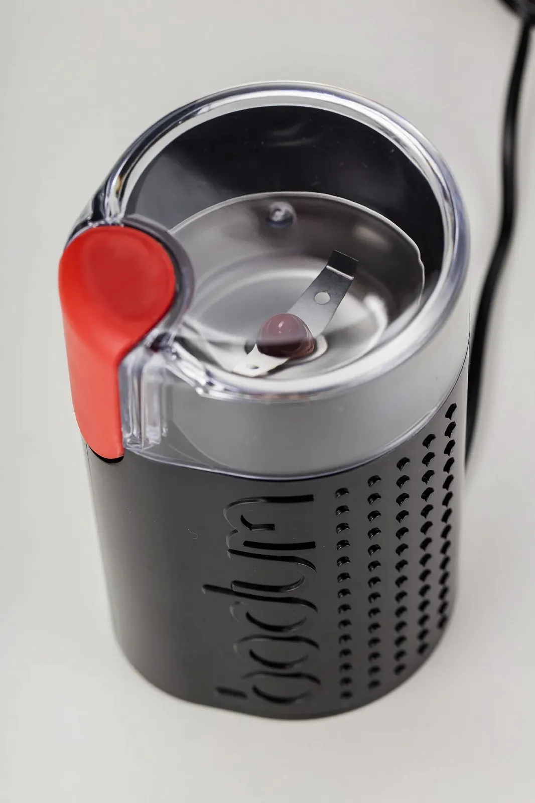 Электрическая кофемолка Bodum Bistro 11160-01UK-3, матовый черный, фото №2 Электрическая кофемолка Bodum Bistro 11160-01UK-3, матовый черный, фото №2
