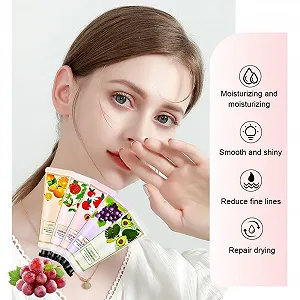 Крем для рук Mini Christmas Набор рождественских кремов для рук 5 штук Малина, апельсин, белый персик, авокадо и фиолетовый виноград synthetic.ua - Фото 1