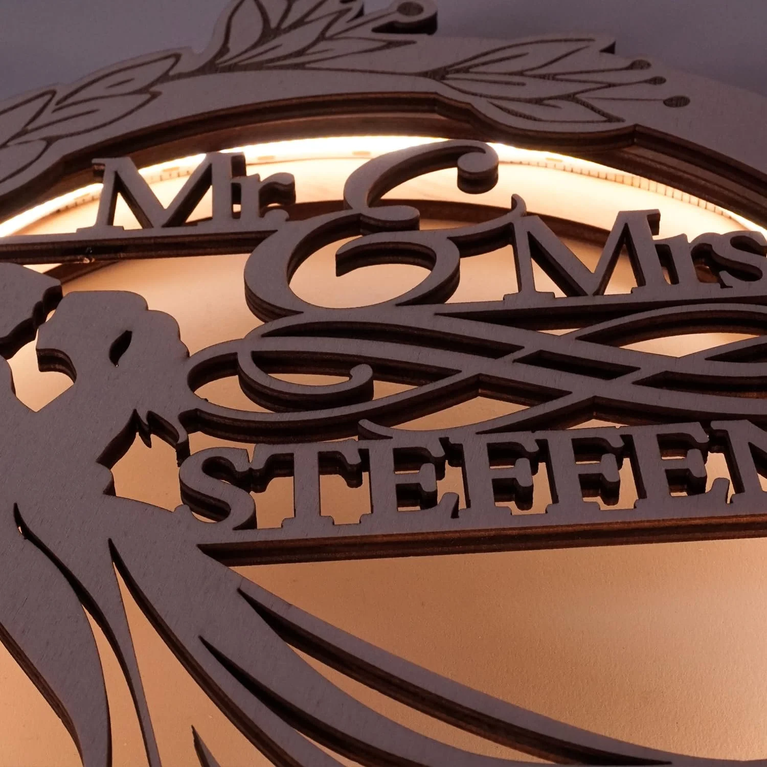 Настільна лампа "Mr. & Mrs." персоналізована дерев'яна USB, фото №2