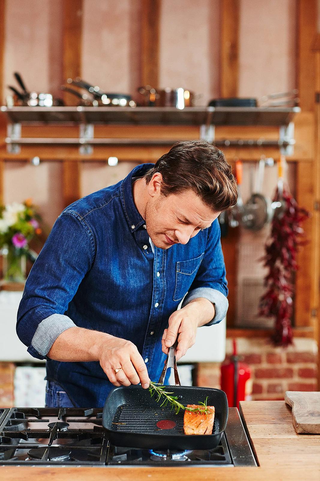Сковорода-гриль Tefal Jamie Oliver Cooks Classic 23 x 27 см, литий алюміній, покриття Titanium 3x, глибина Thermal Signal, для всіх типів плит, індукційна, чорна, фото №2