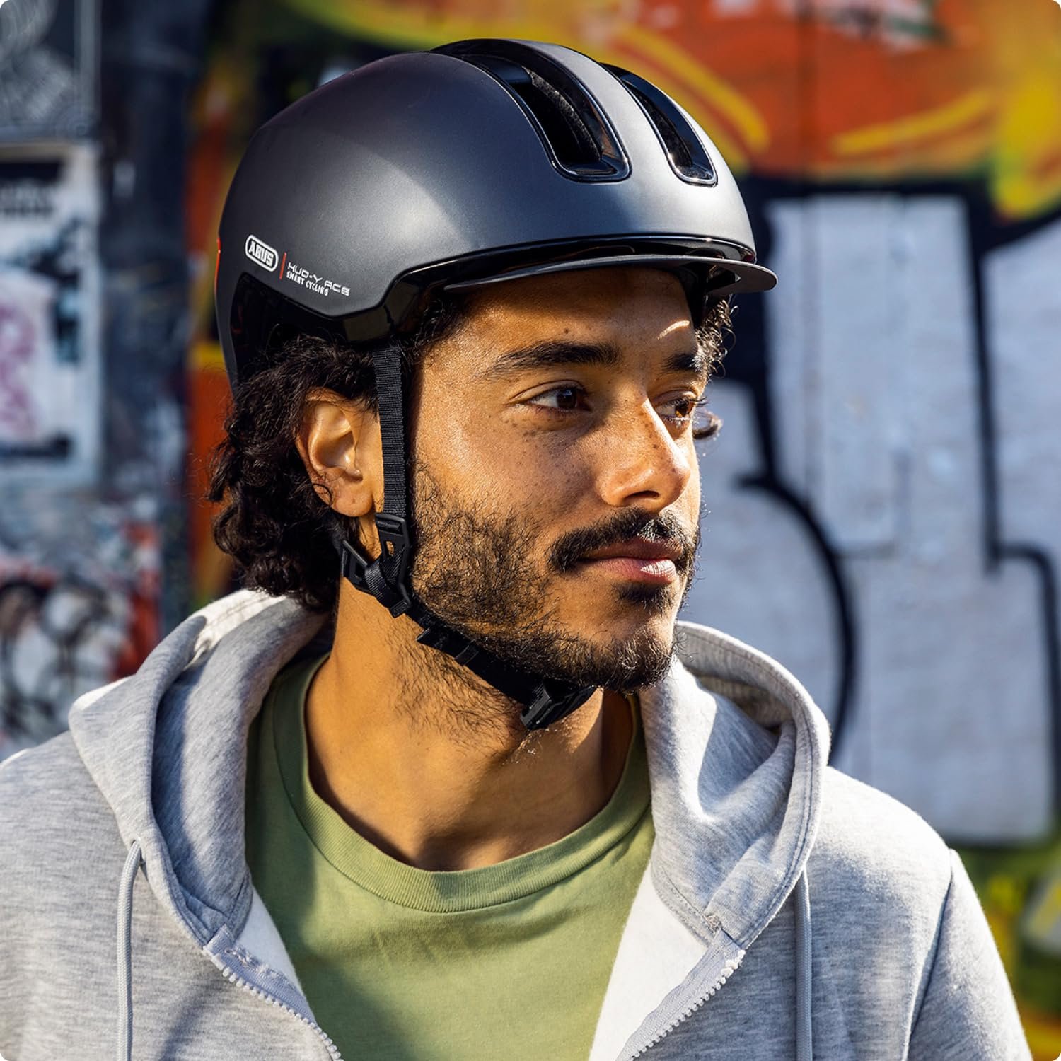 Шлем ABUS Urban HUD-Y с магнитной перезаряжаемой LED подсветкой и магнитной застежкой, фото №7