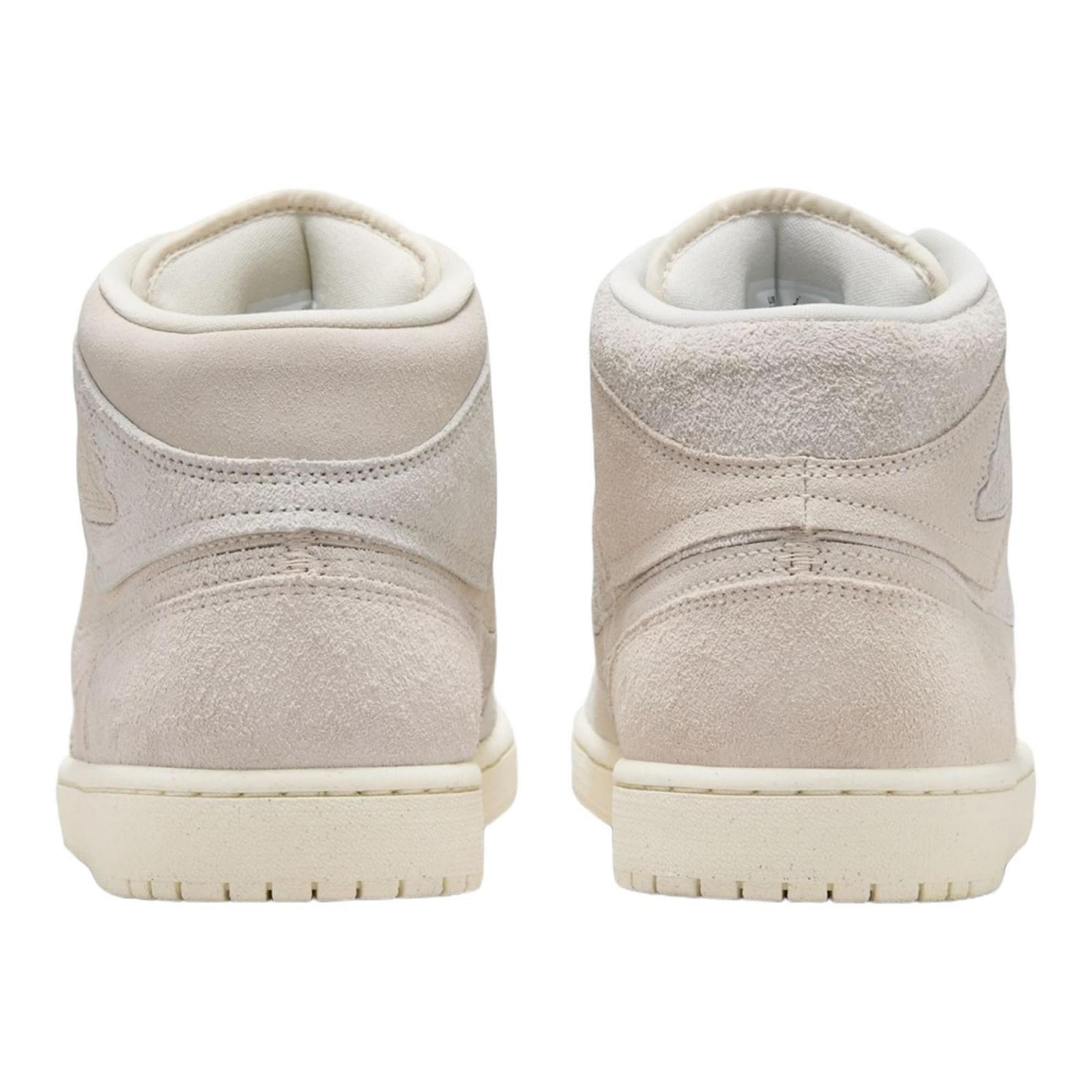 Баскетбольні кросівки Jordan Lt Smoke Grey/Gym Red-White, 44 EU, фото №4 Баскетбольні кросівки Jordan Lt Smoke Grey/Gym Red-White, 44 EU, фото №4