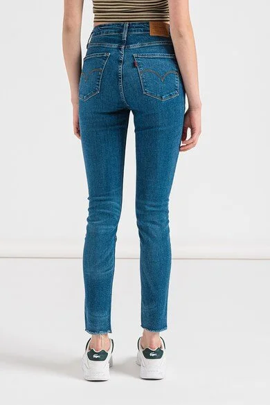 Женские джинсы Levis - 721 High Rise Skinny Cassandra Says - 28, фото №3 Женские джинсы Levis - 721 High Rise Skinny Cassandra Says - 28, фото №3