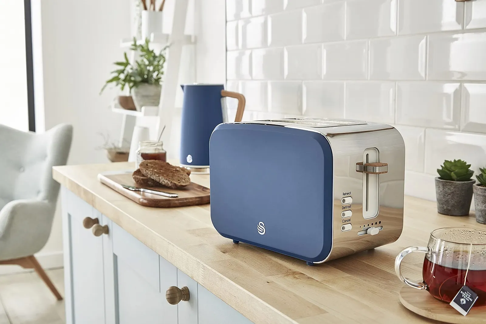 Тостер Swan Nordic 2 скибки Matt Blue, фото №7 Тостер Swan Nordic 2 скибки Matt Blue, фото №7