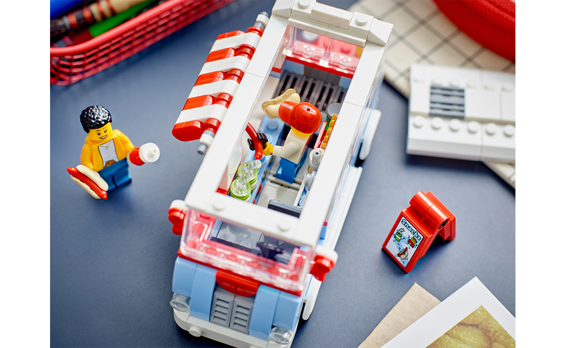 Детский конструктор LEGO Icons Ретро-фургон с едой (40681), фото №2
