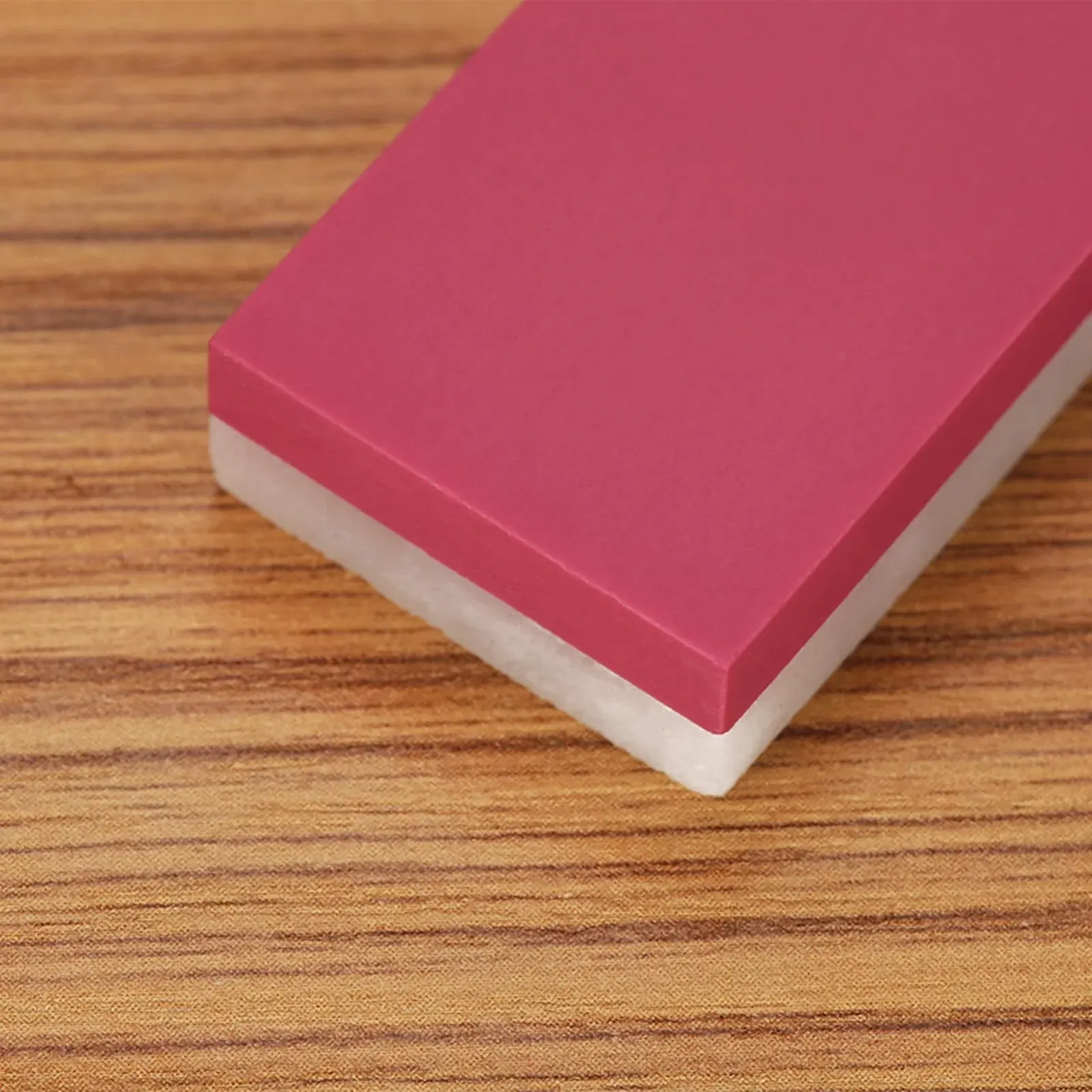 Точильний камінь для ножів двосторонній 3000 та 10000 грит широкий, фото №7 Точильний камінь для ножів двосторонній 3000 та 10000 грит широкий, фото №7