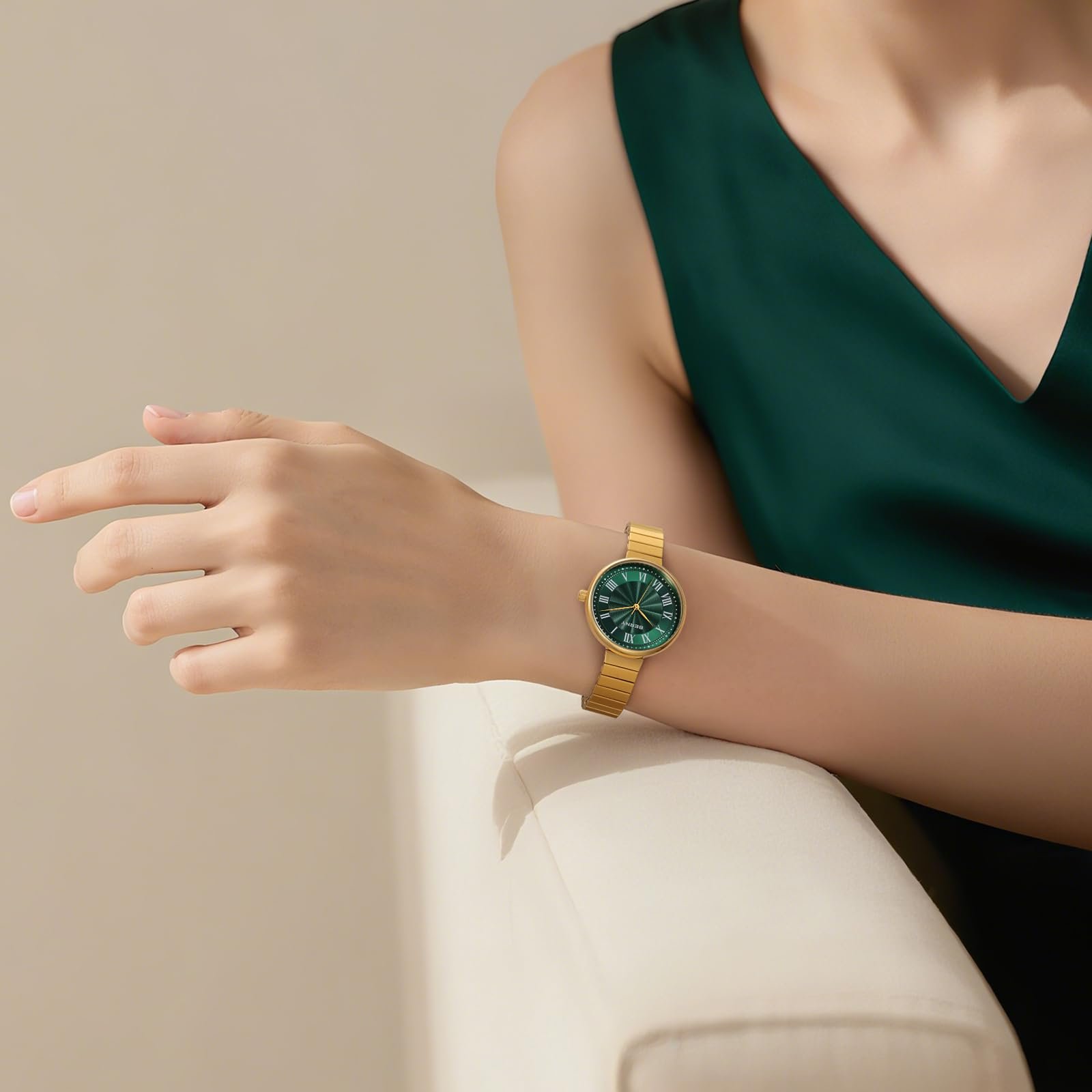 Женские наручные часы BERNY Золотые Винтажные часы для женщин Аналоговые кварцевые часы с полностью нержавеющим расширяющимся браслетом 3ATM Водонепроницаемые с римскими цифрами, фото №7 Женские наручные часы BERNY Золотые Винтажные часы для женщин Аналоговые кварцевые часы с полностью нержавеющим расширяющимся браслетом 3ATM Водонепроницаемые с римскими цифрами, фото №7