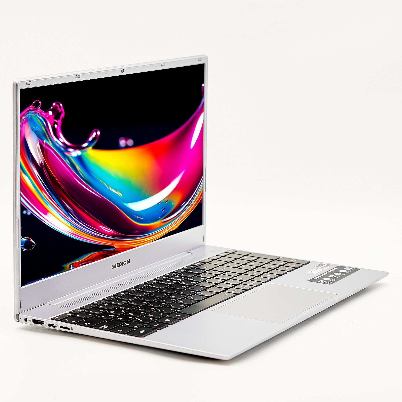 Ноутбук Medion E15303 Ryzen 5 4500U ОЗУ 16 ГБ SSD 512 ГБ AMD Graphics Подсветка клавиатуры, фото №3