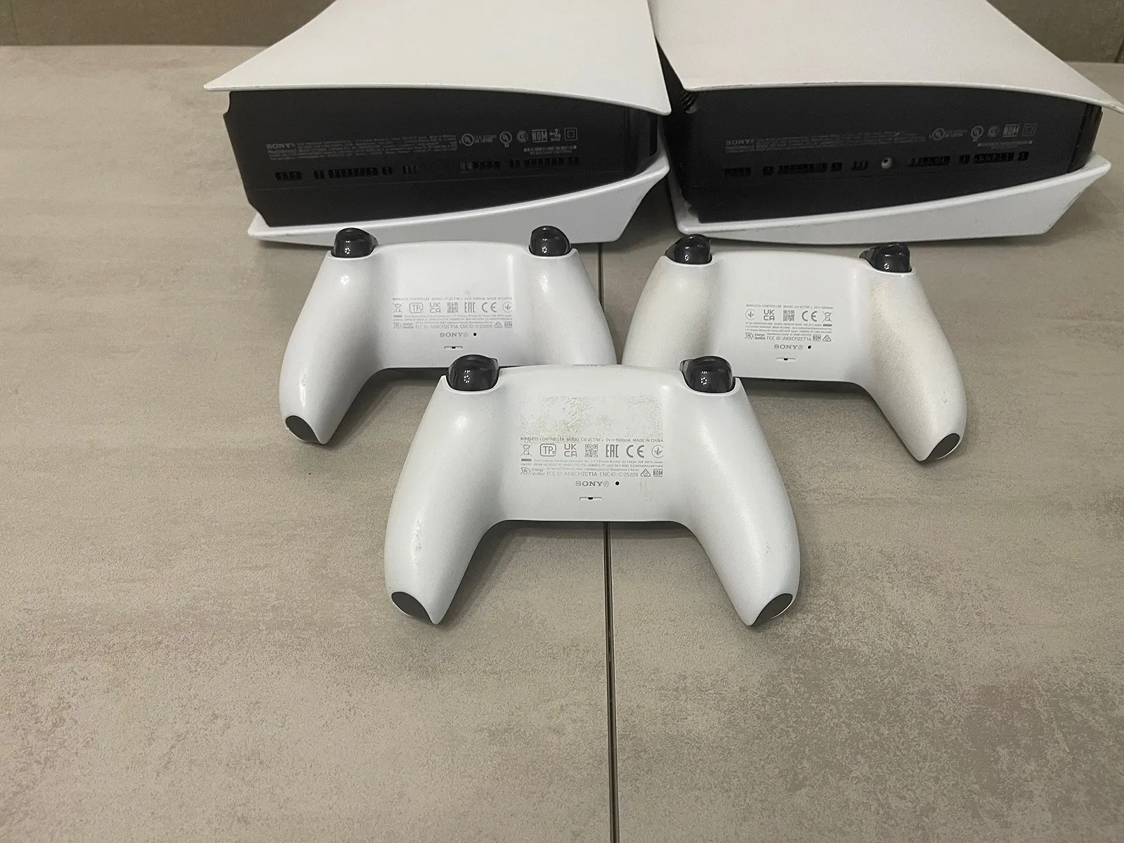 Ігрові приставки Sony Playstation PS5 CFI-1015A, CFI-1115A, CFI-1215A,  Blu-ray + джойстик, фото №5