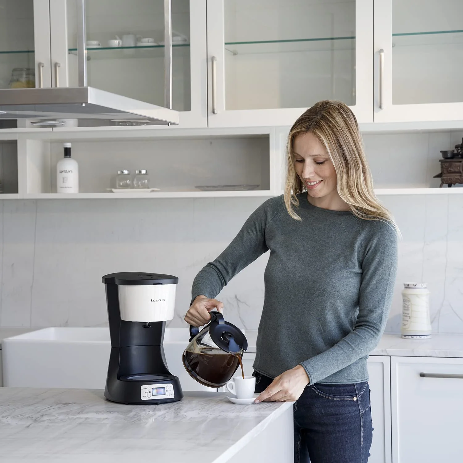 Кофеварка Taurus Vintage Digital Cream Программируемая, 1.5L, Цифровой таймер 24 часа, LCD дисплей, 1000W, Постоянный фильтр, Защита от капель, Нагревательная пластина, Автоотключение Кремовый, фото №6