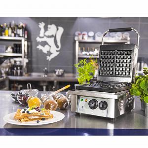 Електрична вафельниця Royal Catering RCWM-2000-E, 2 квадратні вафлі 10x17x3 см (ДxШxВ), 2000 Вт synthetic.ua - Фото 1