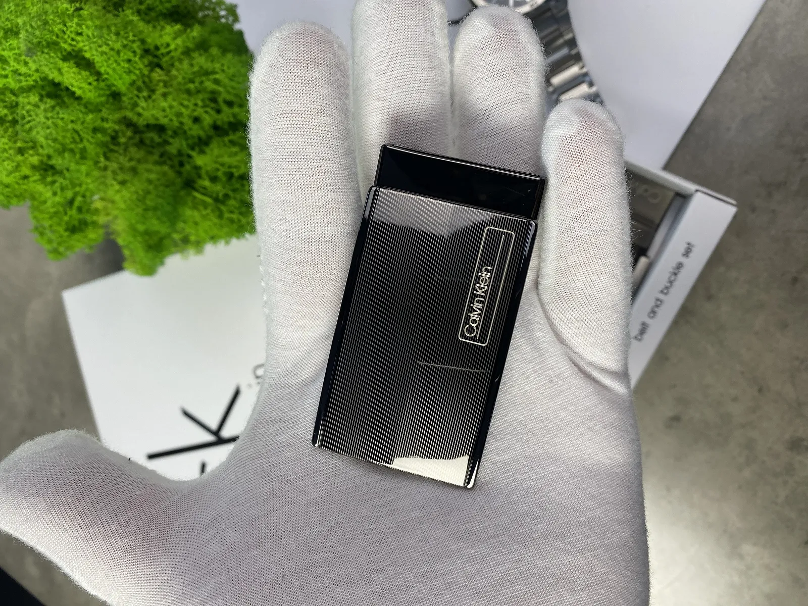 Подарунковий набір зі шкіряним ремнем CK з двома змінними пряжками Келвін Кляйн, фото №7 Подарунковий набір зі шкіряним ремнем CK з двома змінними пряжками Келвін Кляйн, фото №7