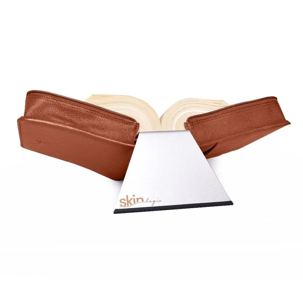 Чохол для книги SchfelderSkin puro, коньячно-бежевий, сумка для книг з книжковою підставкою, фото №2