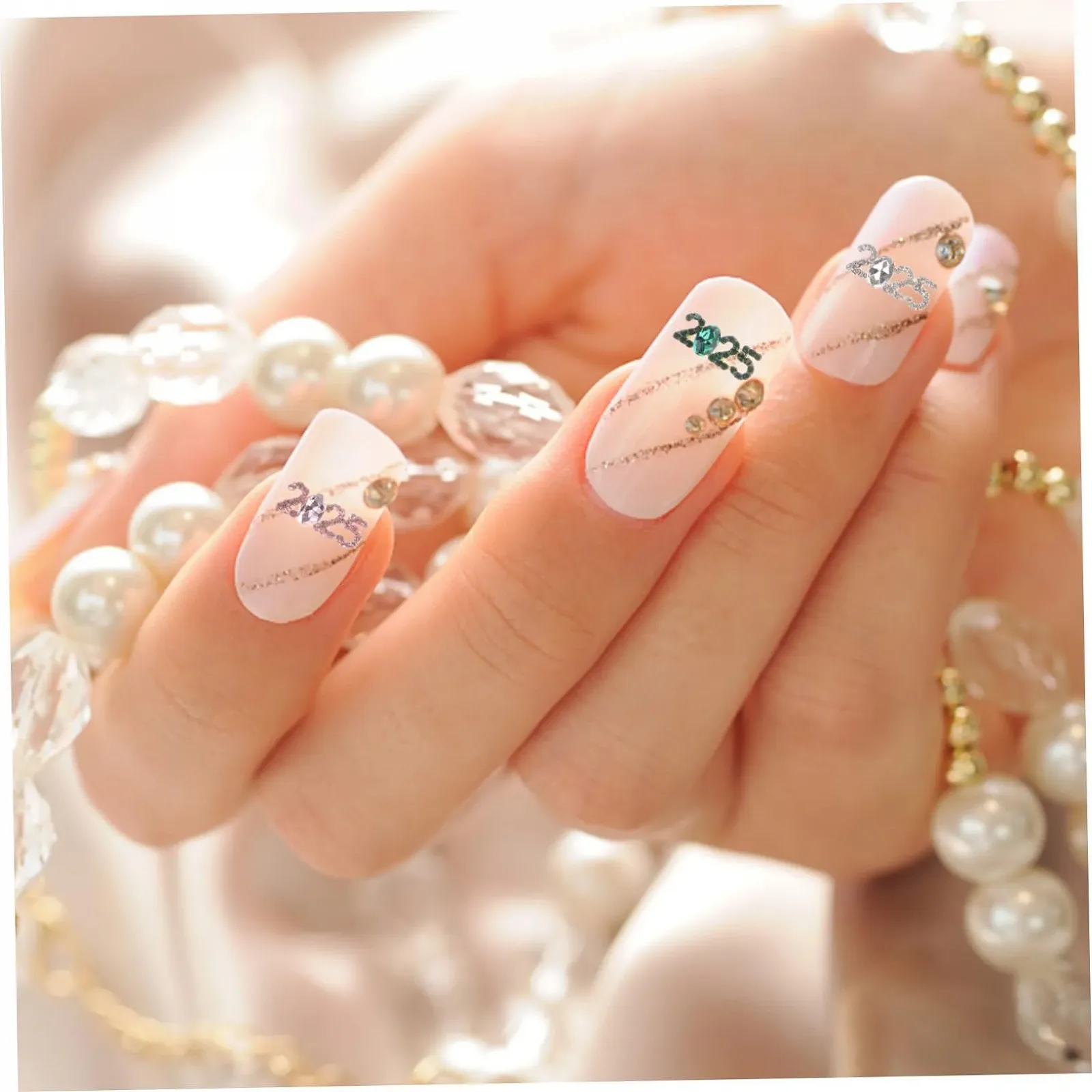 Набір підвісок для нігтів у вигляді малих номерів зі стразами, фото №7