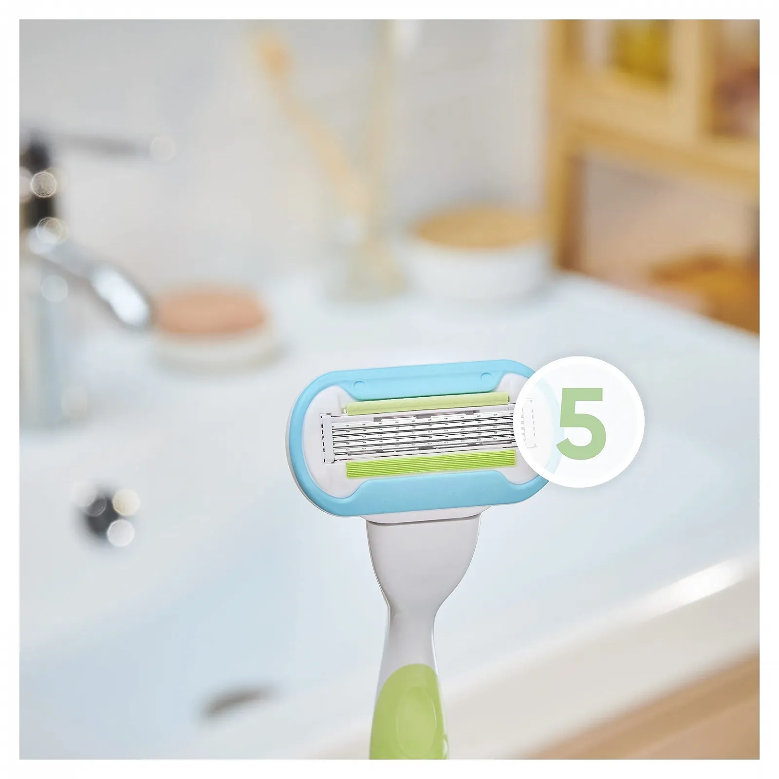 Сменные кассеты для женской бритвы Gillette Venus Extra Smooth 5 лезвий 4 шт, фото №2 Сменные кассеты для женской бритвы Gillette Venus Extra Smooth 5 лезвий 4 шт, фото №2