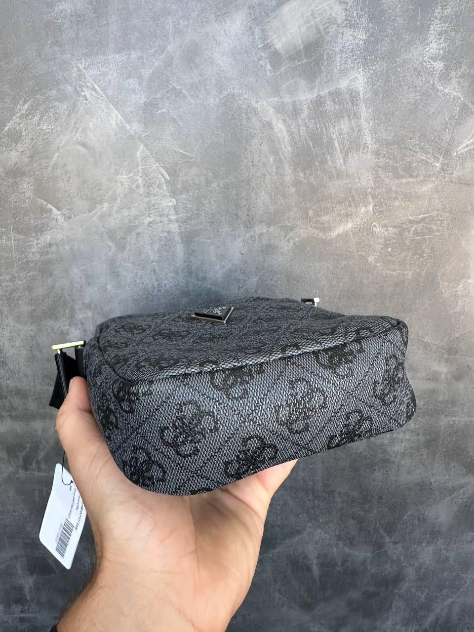 Мужская сумка через плечо Guess качественная барсетка для мужчины Гесс брендовая сумка-планшетка из канвы, фото №6 Мужская сумка через плечо Guess качественная барсетка для мужчины Гесс брендовая сумка-планшетка из канвы, фото №6