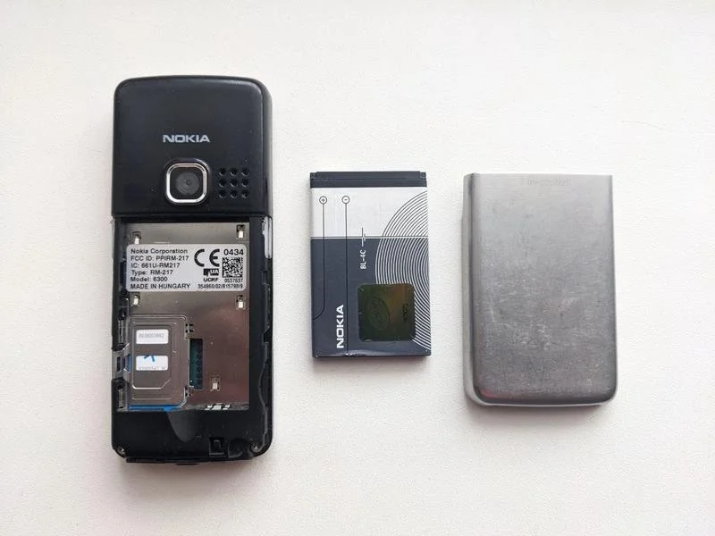 Мобільний телефон Nokia 6300, фото №2