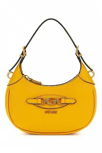 Жіноча сумка Guess Malva / Зі штучної шкіри / У формі півмісяця / З ланцюжком та знімним ремінцем / Жовтий - Фото 1
