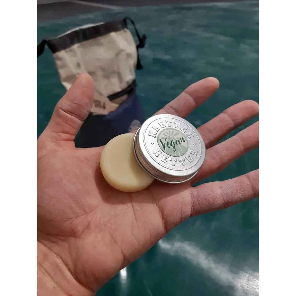 Бальзам для рук Skin Disc 18 г в жестяной банке - Веганский бальзам для рук - 100% натуральные ингредиенты - Ускоряет регенерацию кожи - Уход за кожей после скалолазания и боулдеринга, фото №5