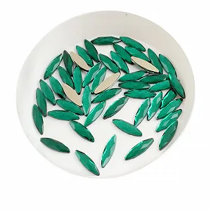 Стразы для ногтей 3D DINZHHENGYIN Длинная форма лошадиного глаза Изумрудный AB, 30 шт - Фото 1